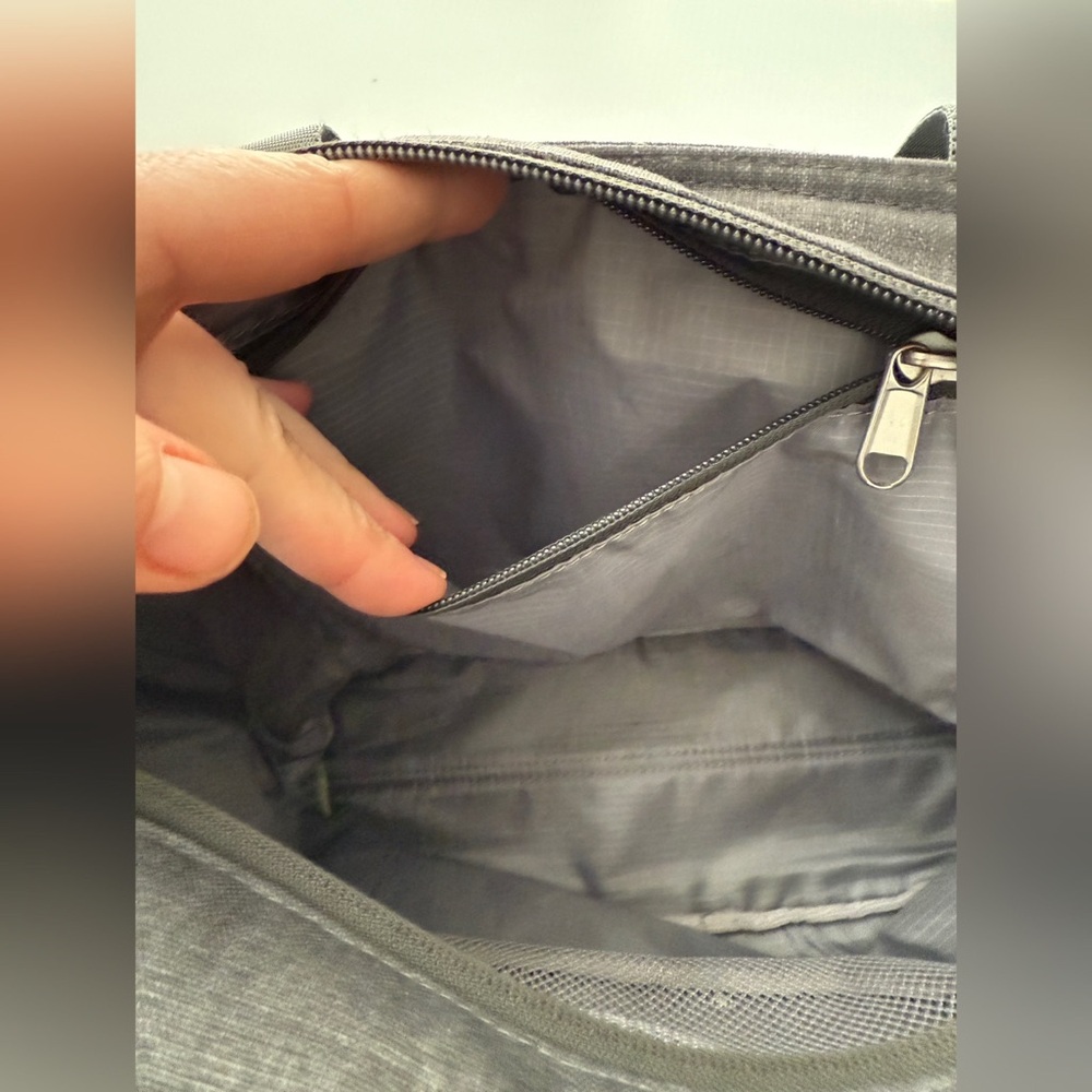 eBags Metro Travel Tote Bag - Grey - Picture 13 of 15